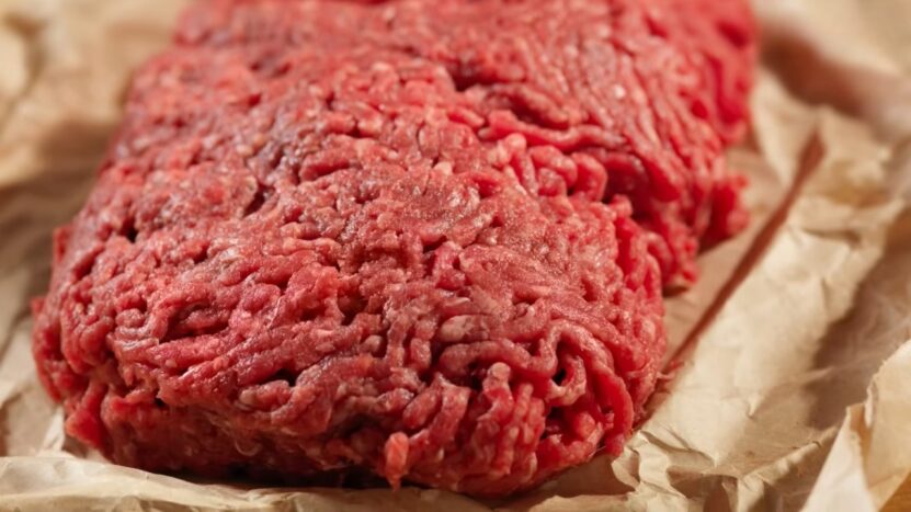 freshness in ground beef is its color